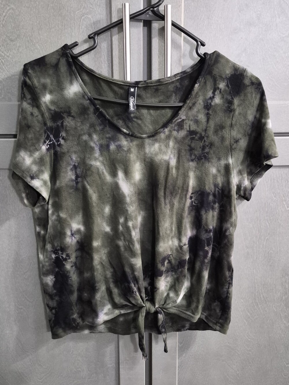 Viereck Tie-Front Olive Tie-Dye Short Sleeve Top